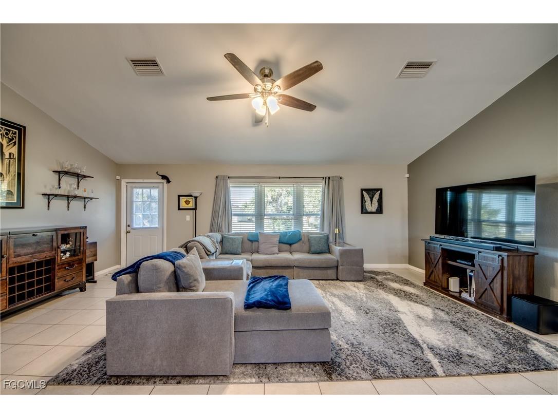 1906 NE 18th Avenue Cape Coral FL 33909 2025025068 image10