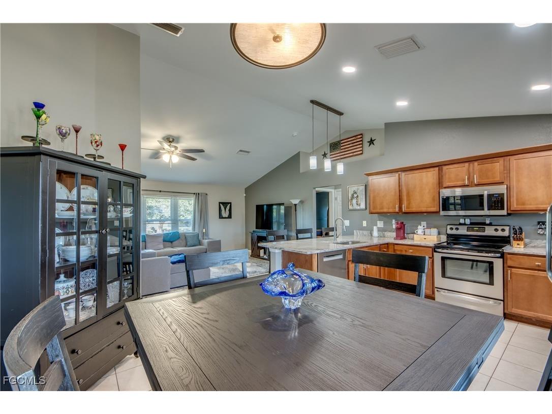 1906 NE 18th Avenue Cape Coral FL 33909 2025025068 image17