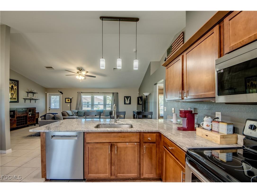 1906 NE 18th Avenue Cape Coral FL 33909 2025025068 image26