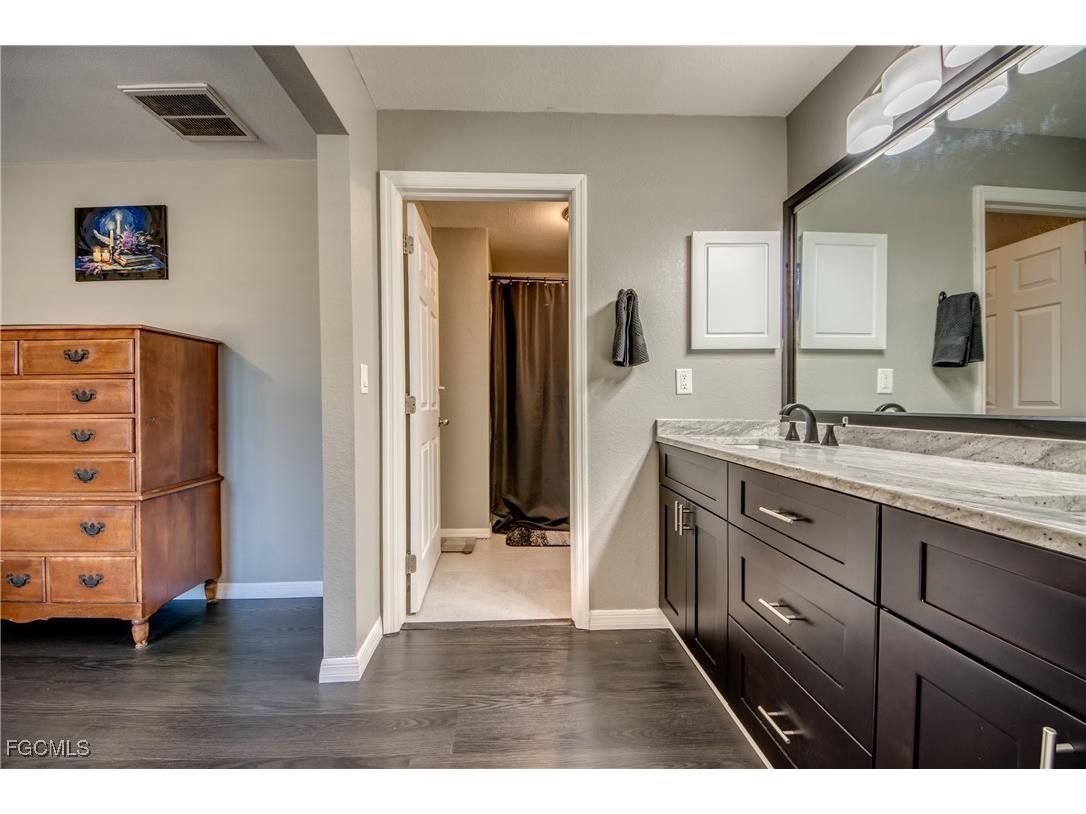 1906 NE 18th Avenue Cape Coral FL 33909 2025025068 image35