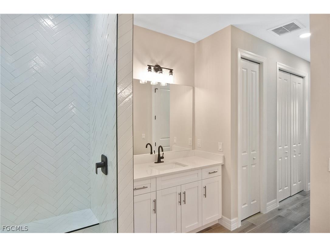 1906 NW 28th Avenue Cape Coral FL 33993 2026007574 image25