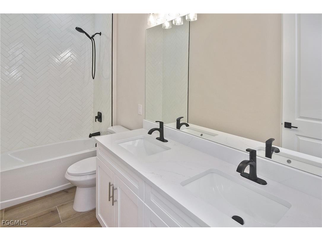 1906 NW 28th Avenue Cape Coral FL 33993 2026007574 image28