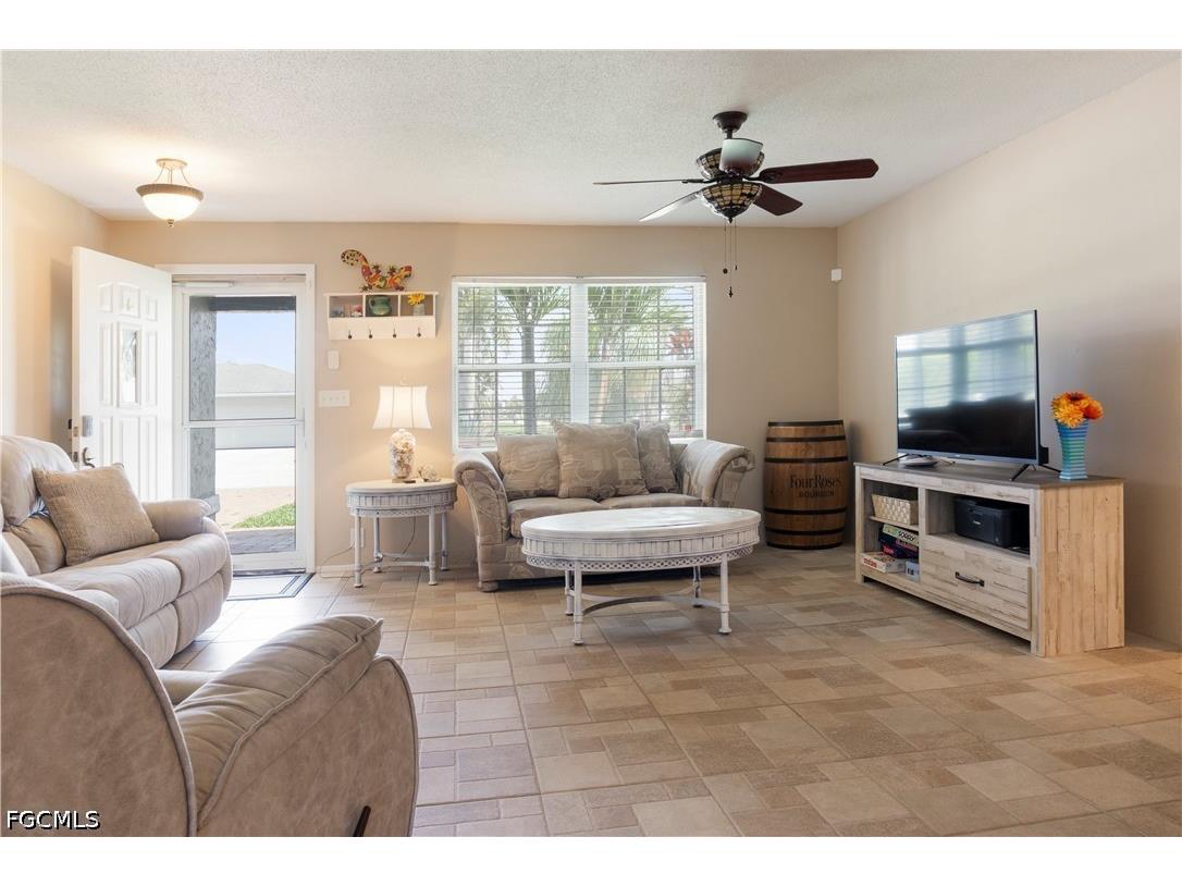 1906 SE 26th Street Cape Coral FL 33904 2026016357 image10