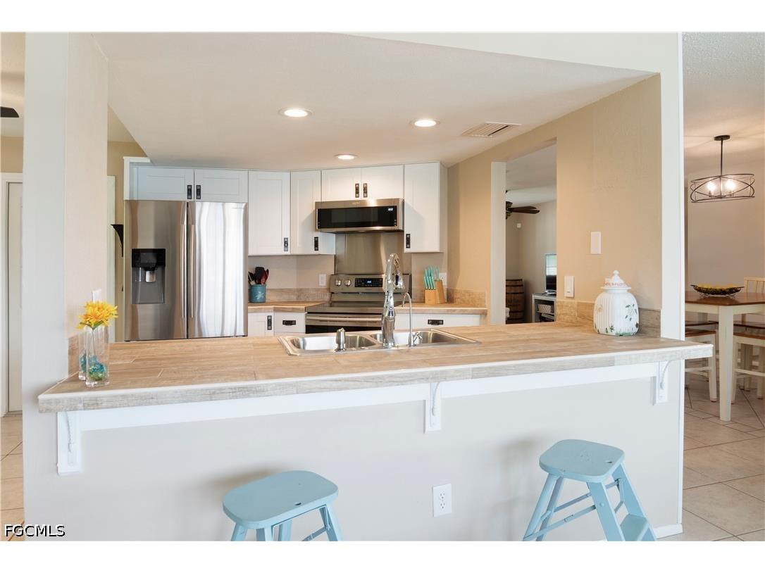 1906 SE 26th Street Cape Coral FL 33904 2026016357 image18