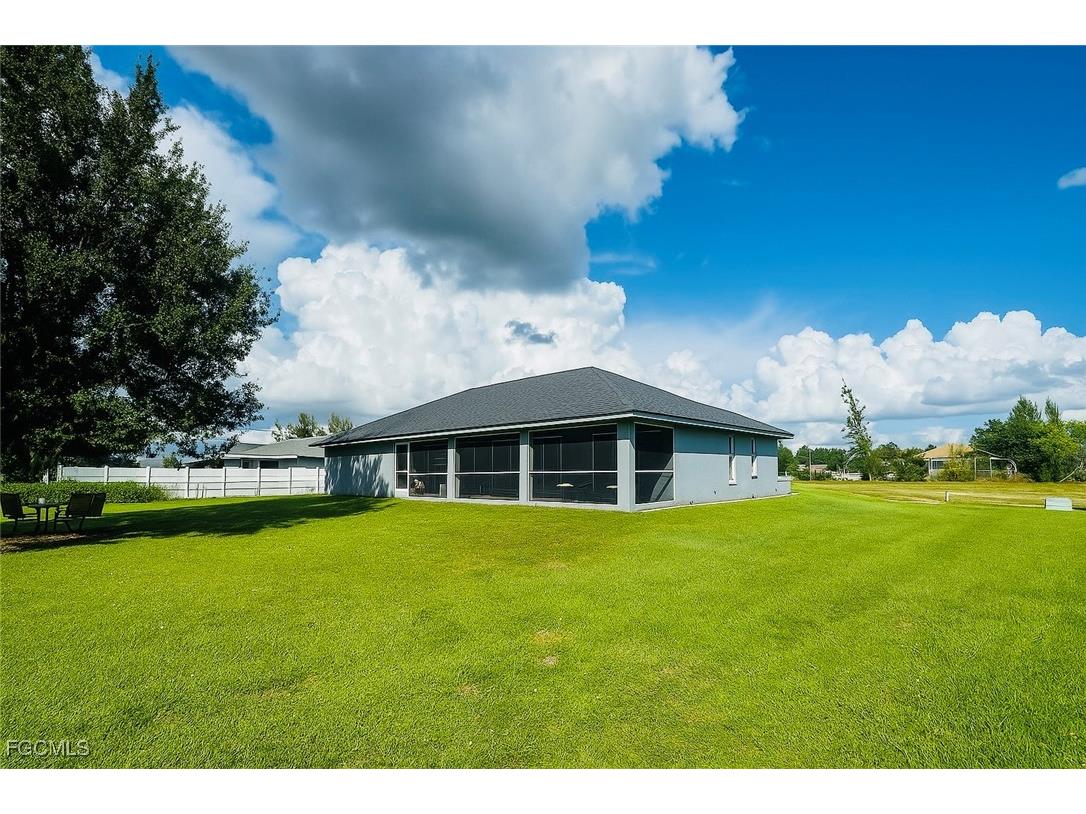 1906 SW 15th Place Cape Coral FL 33991 2025014524 image7