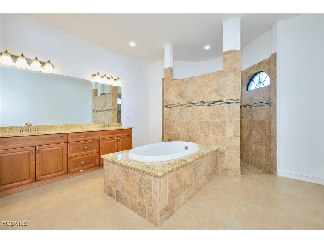 1906 SW 30th Terrace Cape Coral FL 33914 2025022131 image17