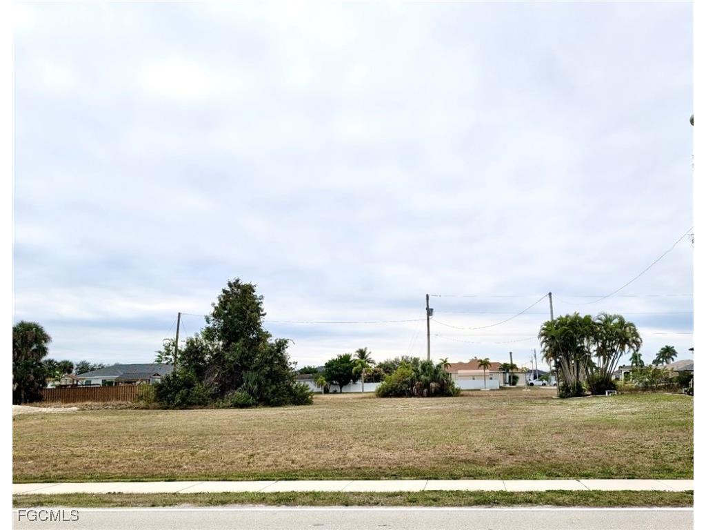 1906 Tropicana Parkway W Cape Coral FL 33993 2026002289 image1
