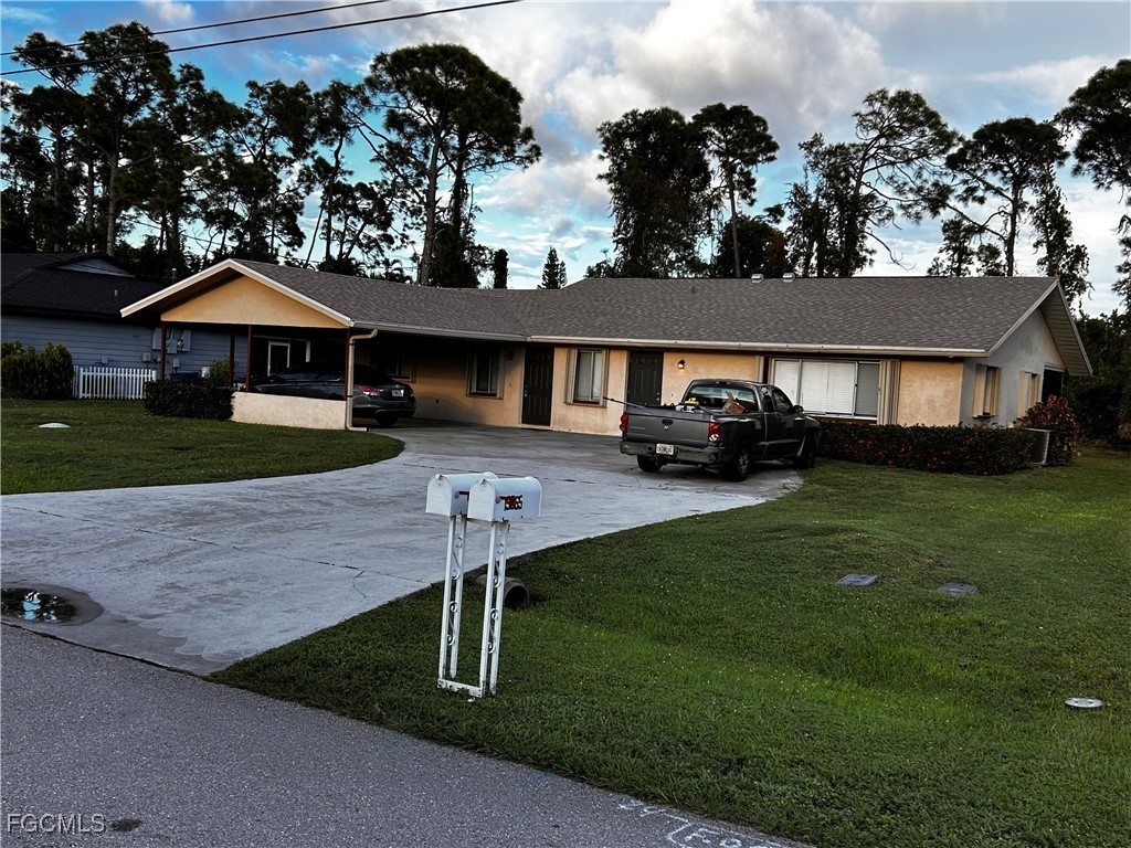 19061 / 19065 Tangerine Road Fort Myers FL 33967 2025014357 image1