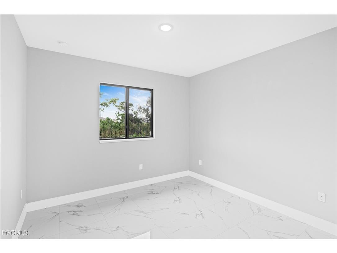 1907 NW 26th Street Cape Coral FL 33993 2025008619 image10