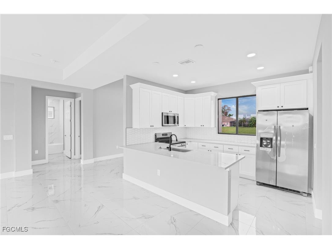 1907 NW 26th Street Cape Coral FL 33993 2025008619 image6