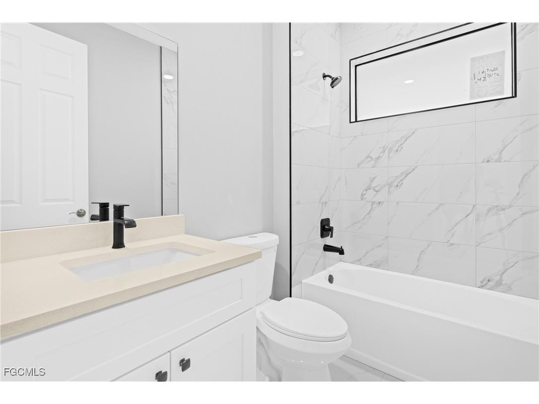 1907 NW 26th Street Cape Coral FL 33993 2025008619 image9