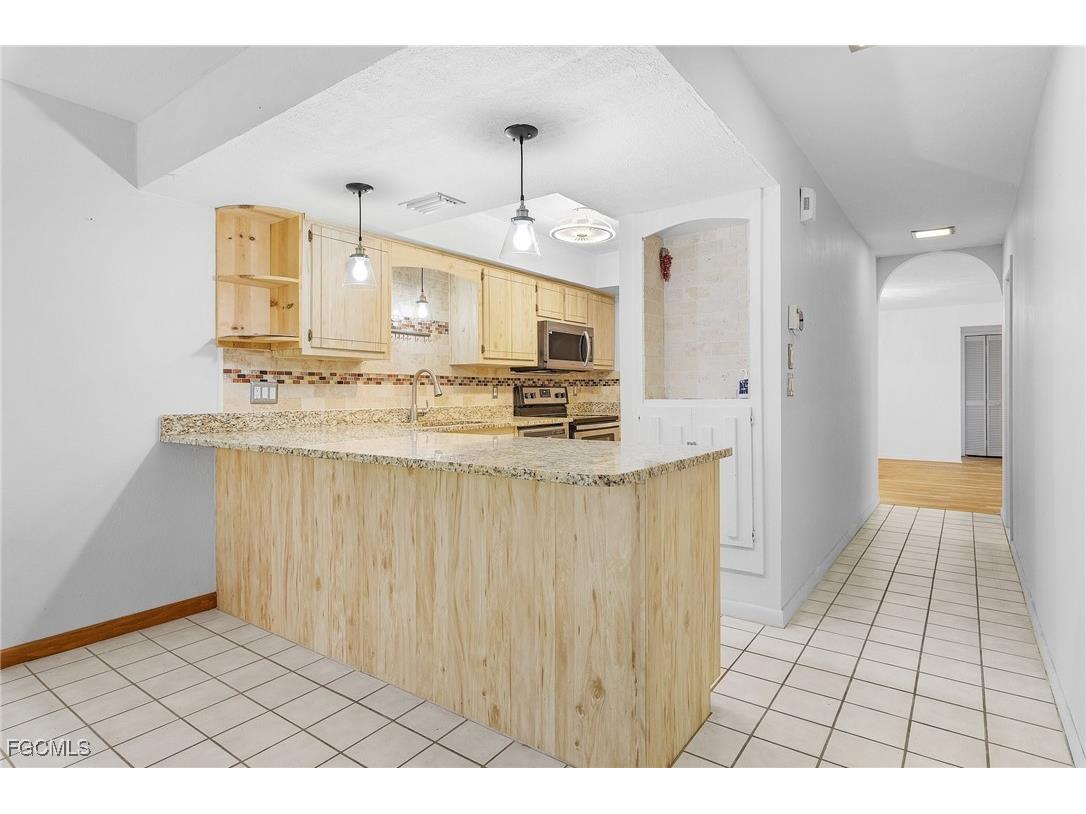 1907 SE 40th Terrace #102 Cape Coral FL 33904 2025011637 image10