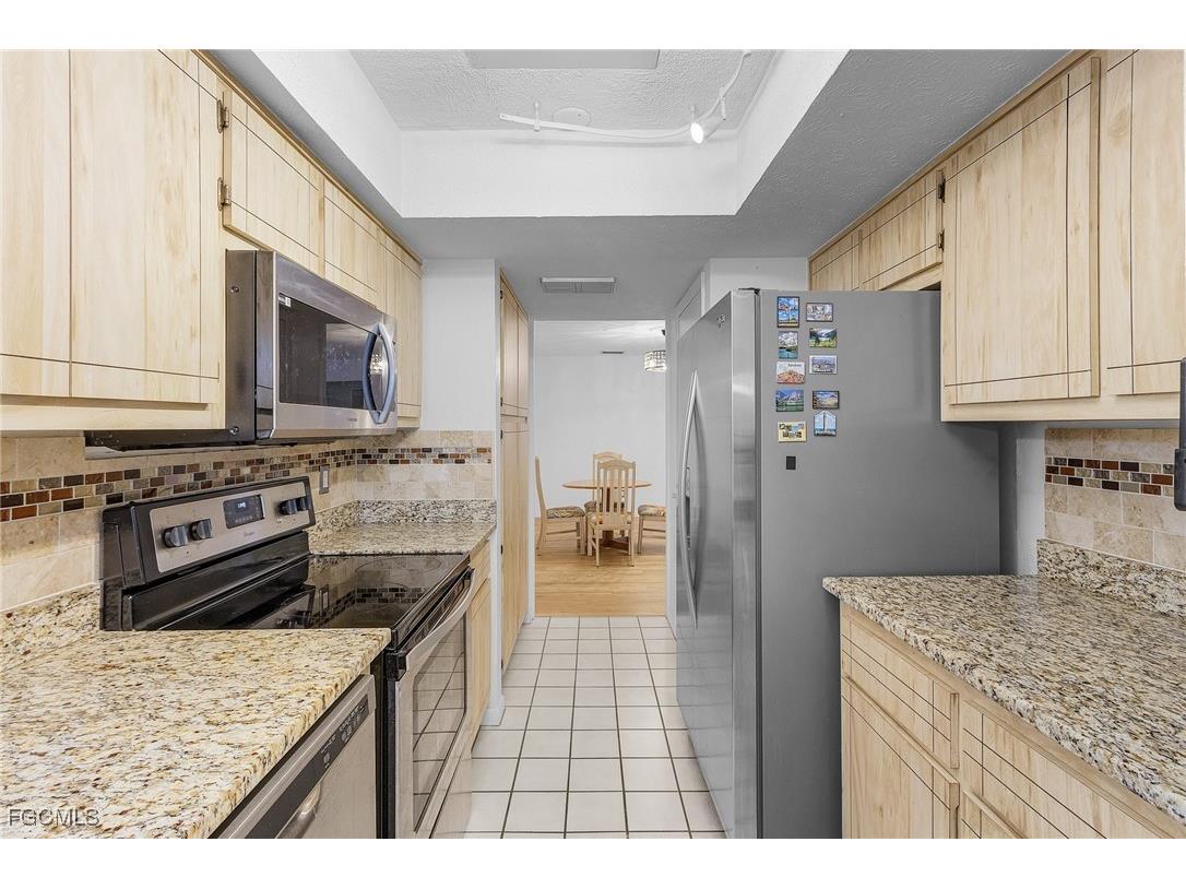 1907 SE 40th Terrace #102 Cape Coral FL 33904 2025011637 image11