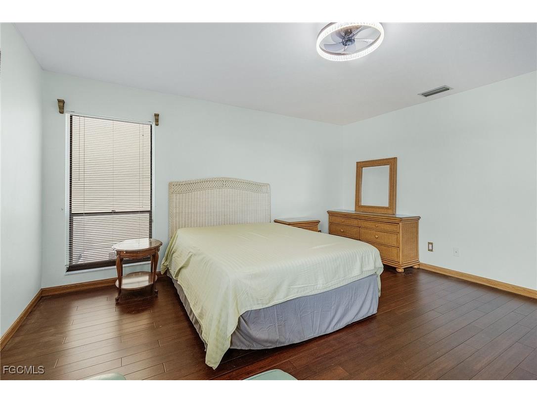 1907 SE 40th Terrace #102 Cape Coral FL 33904 2025011637 image17