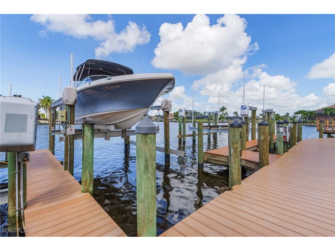 1907 SE 40th Terrace #102 Cape Coral FL 33904 2025011637 image33