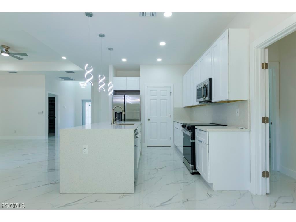 1908 Edward Avenue Lehigh Acres FL 33972 2026008554 image11