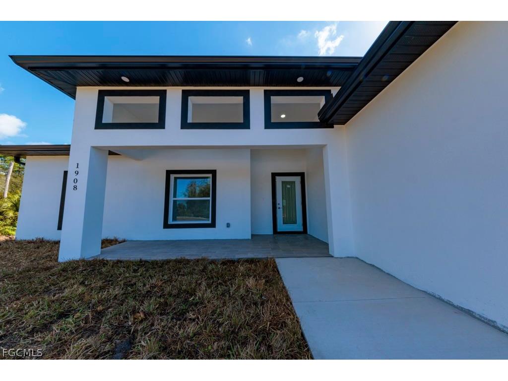 1908 Edward Avenue Lehigh Acres FL 33972 2026008554 image4
