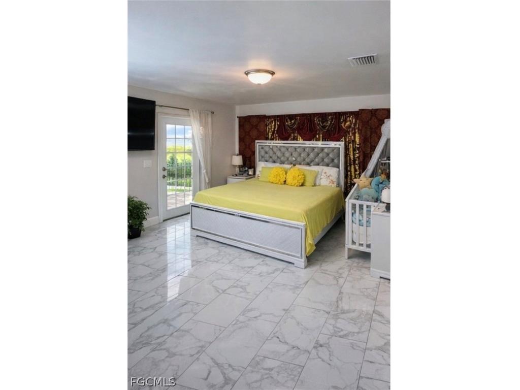 1908 NE 2nd Place Cape Coral FL 33909 2026009318 image3