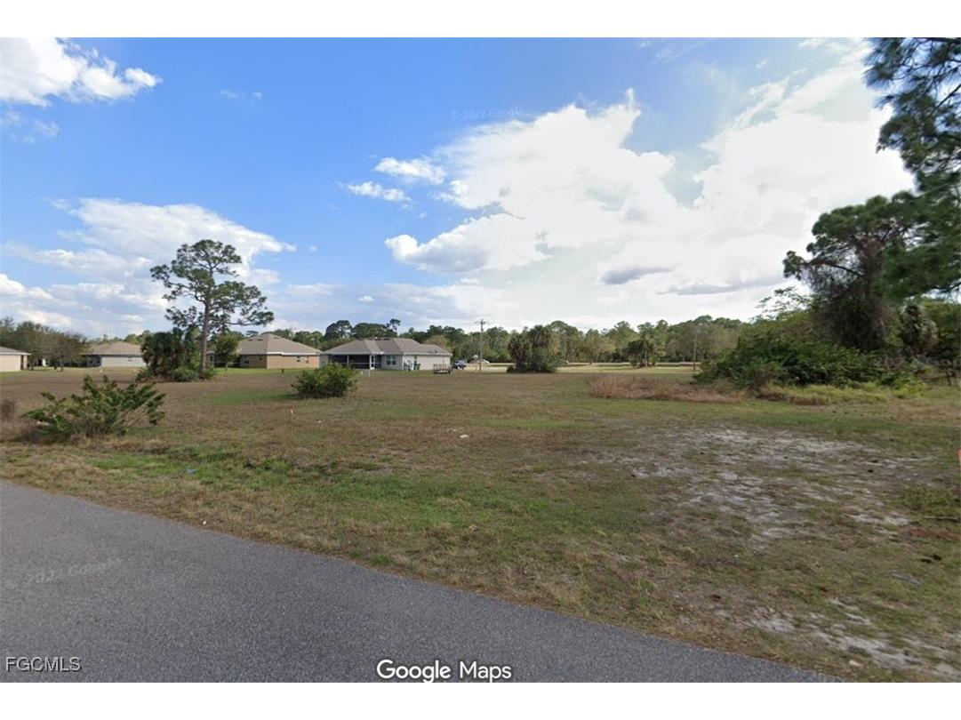 1908 NE 33rd Terrace Cape Coral FL 33909 2026001690 image3