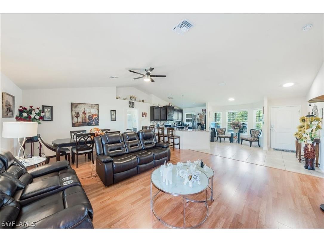 1908 Tanager Avenue Lehigh Acres FL 33972 224042994 image1