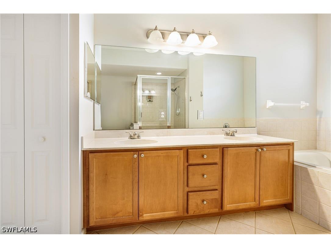 19081 Ridgepoint Drive #201 Estero FL 33928 226018100 image9