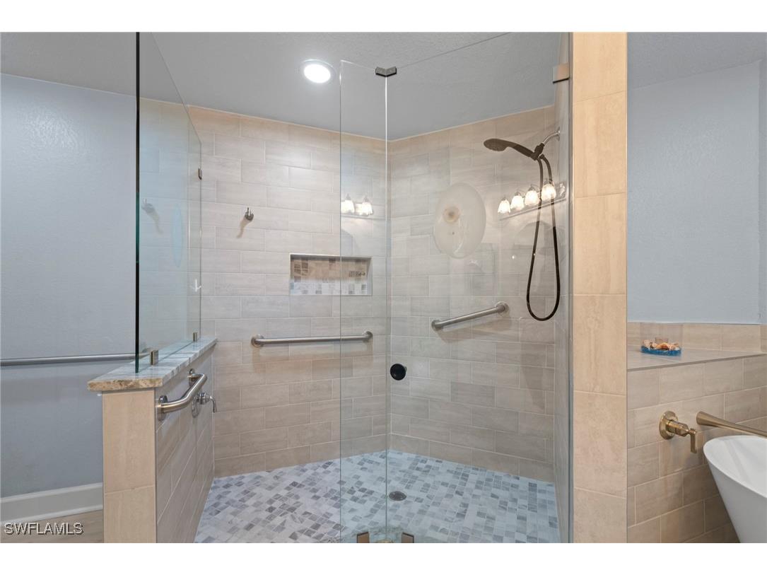 19081 Ridgepoint Drive #102 Estero FL 33928 225053205 image17