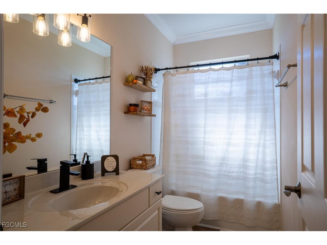 1909 NE 1st Place Cape Coral FL 33909 2025019551 image13