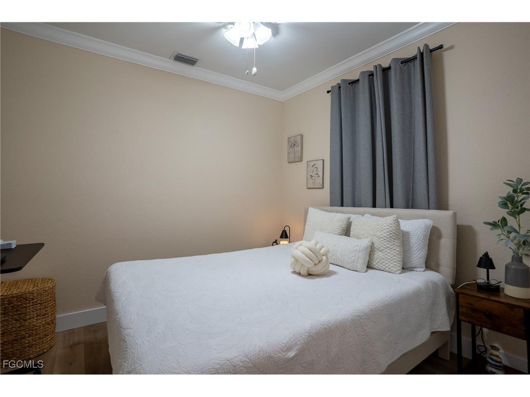 1909 NE 1st Place Cape Coral FL 33909 2025019551 image14