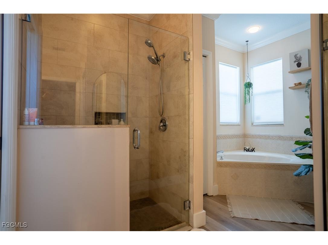 1909 NE 1st Place Cape Coral FL 33909 2025019551 image18