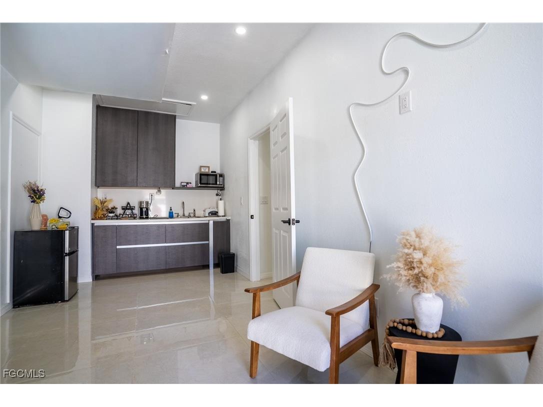 1909 NE 1st Place Cape Coral FL 33909 2025019551 image29