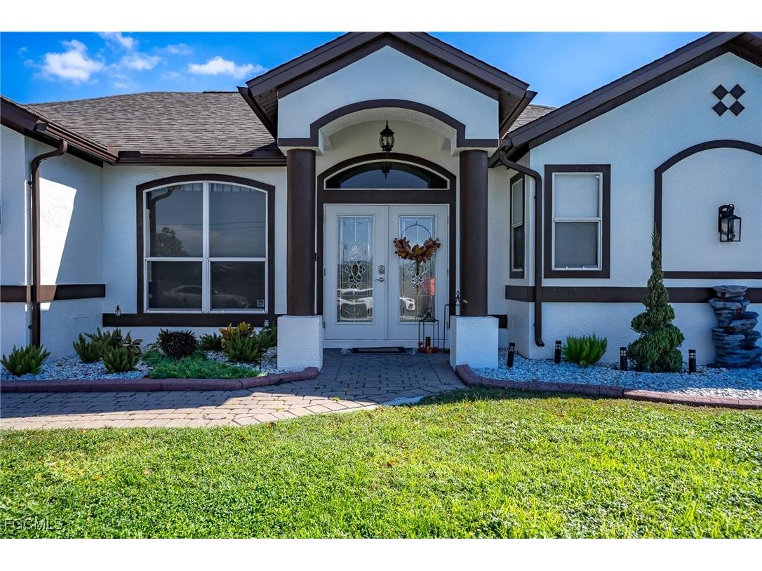 1909 NE 1st Place Cape Coral FL 33909 2025019551 image4