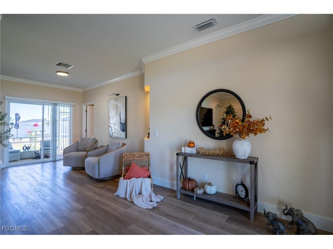 1909 NE 1st Place Cape Coral FL 33909 2025019551 image6