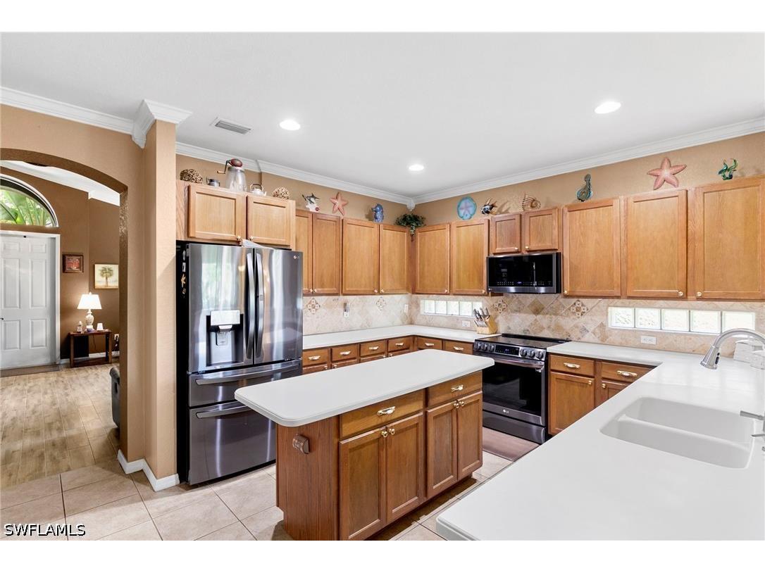 1909 Par Drive Naples FL 34120 226013910 image8