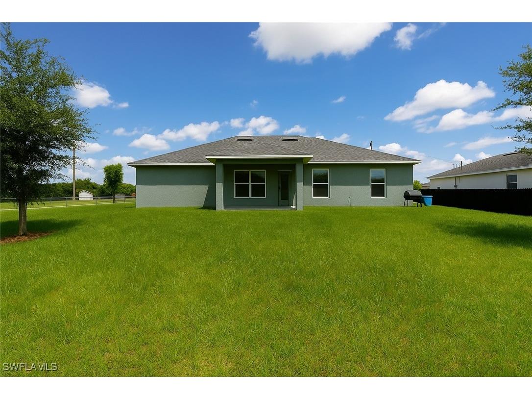 1909 Richland Avenue Lehigh Acres FL 33972 226001699 image4