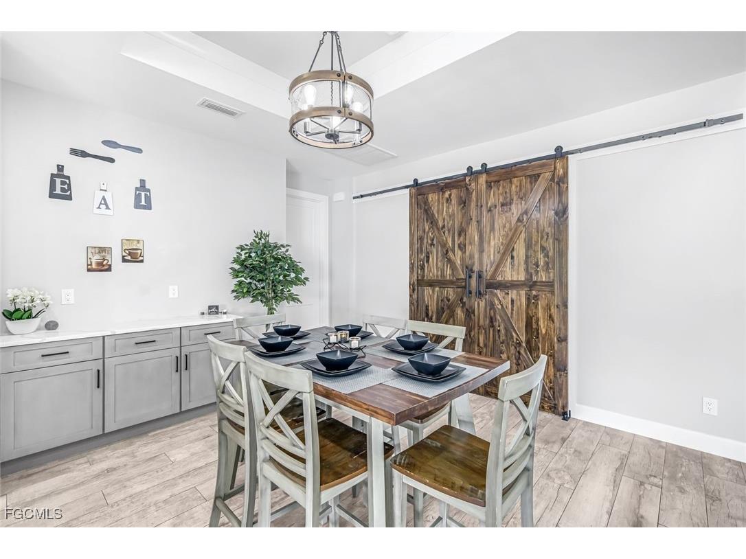 1909 SE 14th Street Cape Coral FL 33990 2025006575 image16