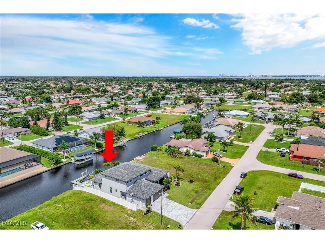 1909 SE 14th Street Cape Coral FL 33990 2025006575 image4