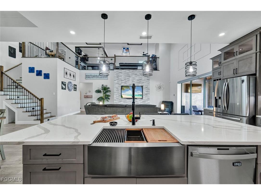 1909 SE 14th Street Cape Coral FL 33990 2026001208 image12