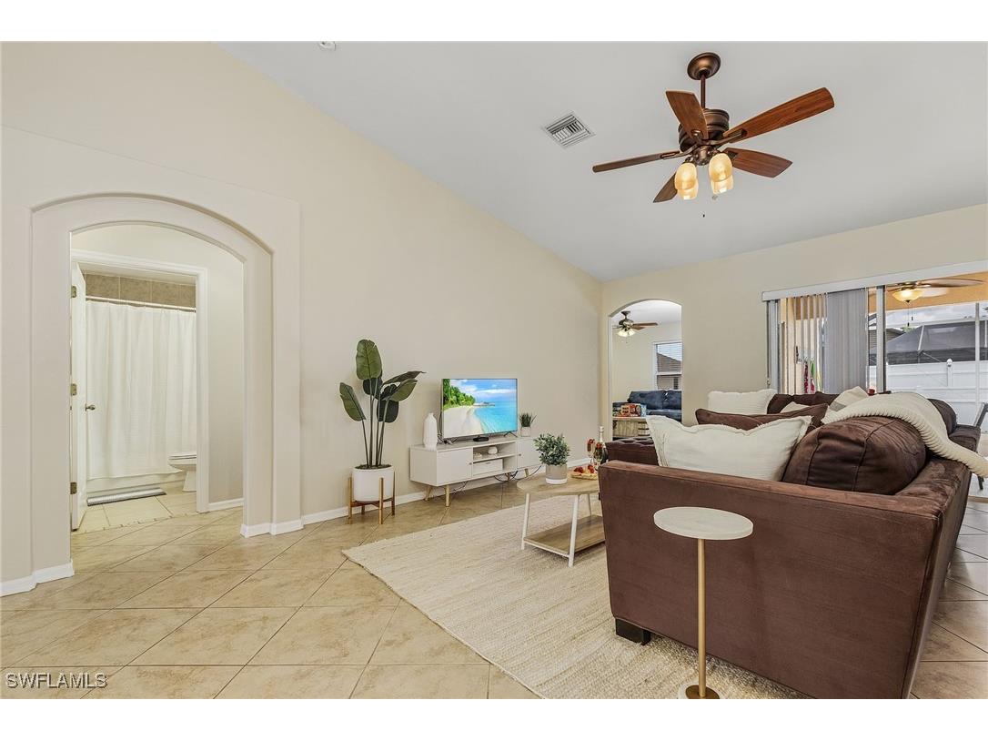 1909 SW 28th Street Cape Coral FL 33914 225059373 image3