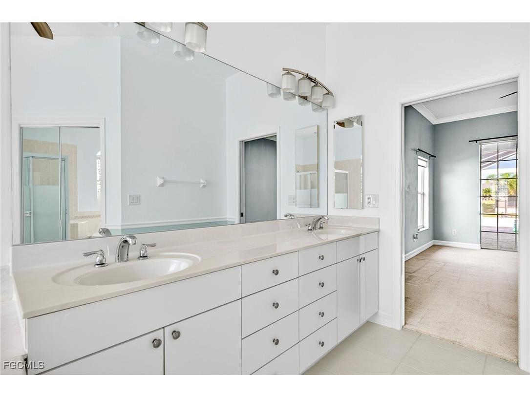 1909 SW 29th Terrace Cape Coral FL 33914 2025008881 image20