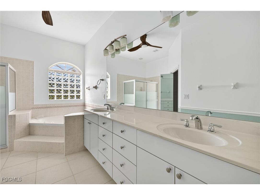 1909 SW 29th Terrace Cape Coral FL 33914 2025008881 image21