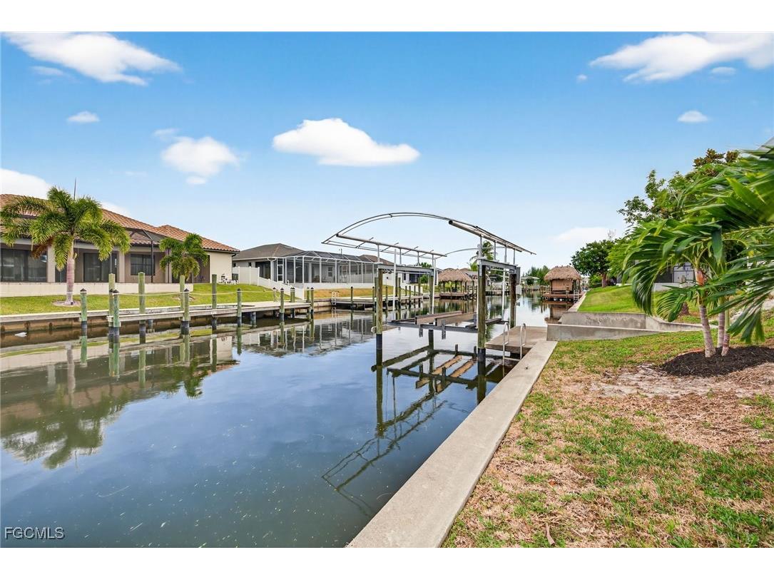 1909 SW 29th Terrace Cape Coral FL 33914 2025008881 image40