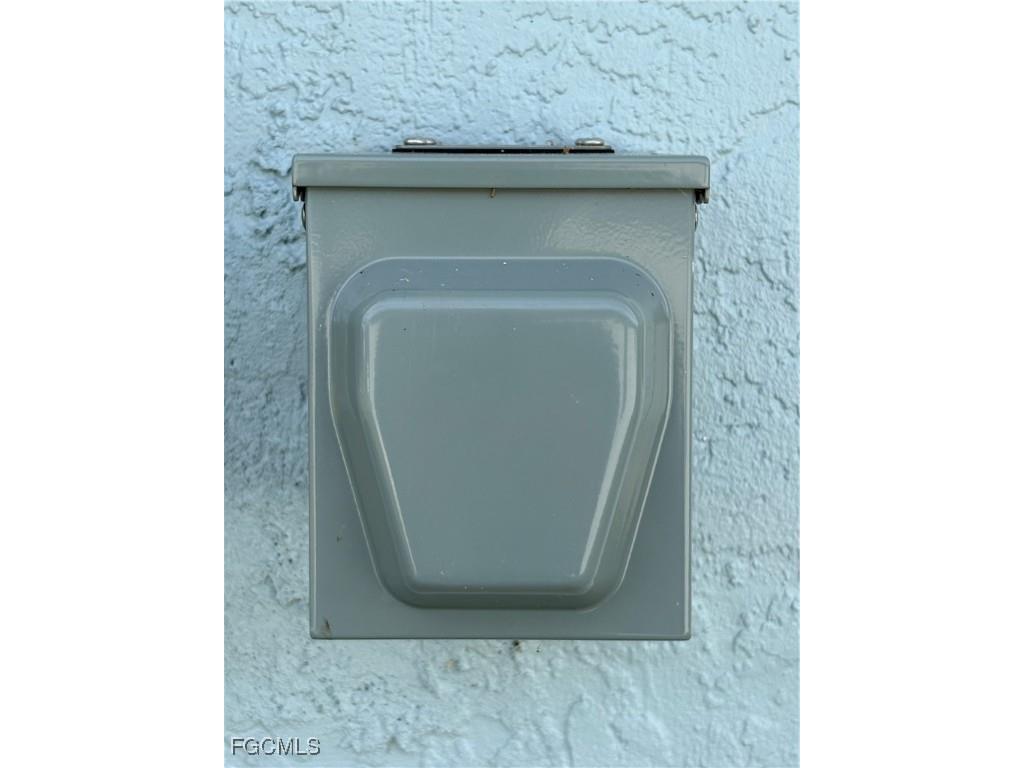 1909 SW 29th Terrace Cape Coral FL 33914 2025008881 image45