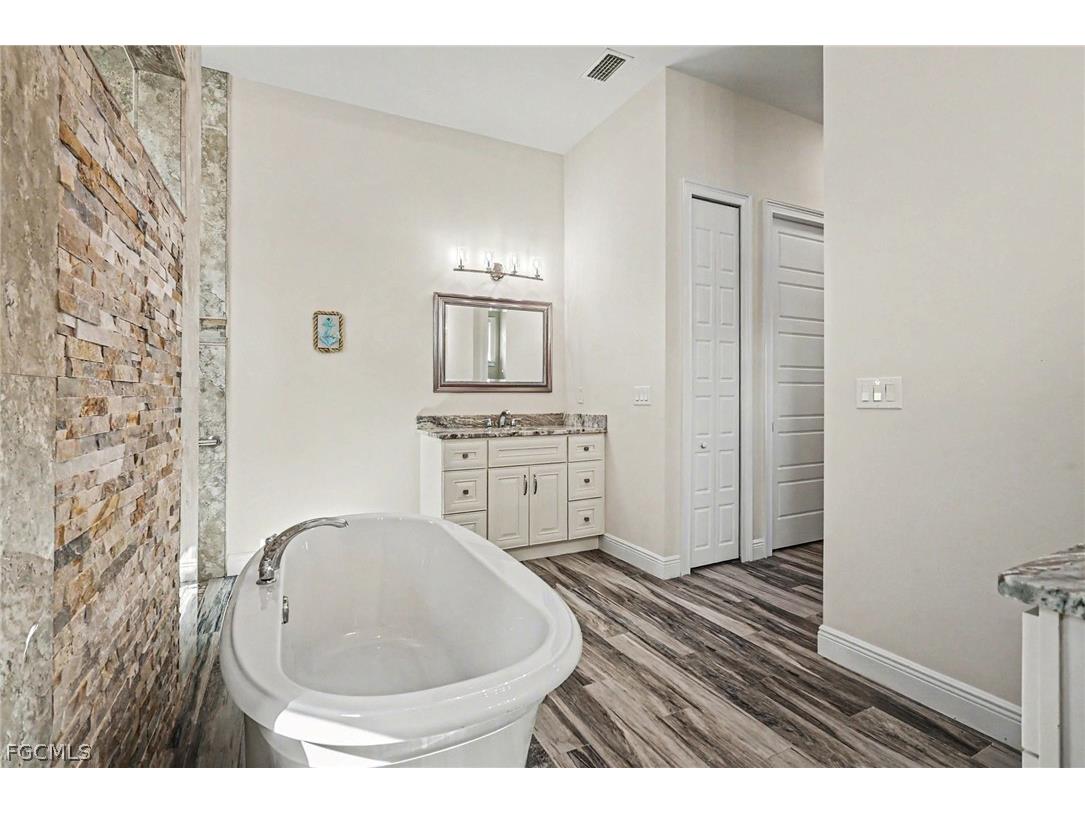 1909 SW 45th Street Cape Coral FL 33914 2026007274 image20