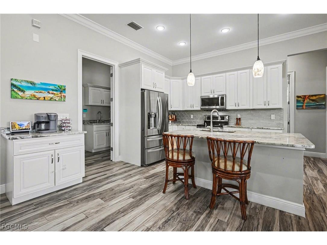 1909 SW 45th Street Cape Coral FL 33914 2026007274 image8