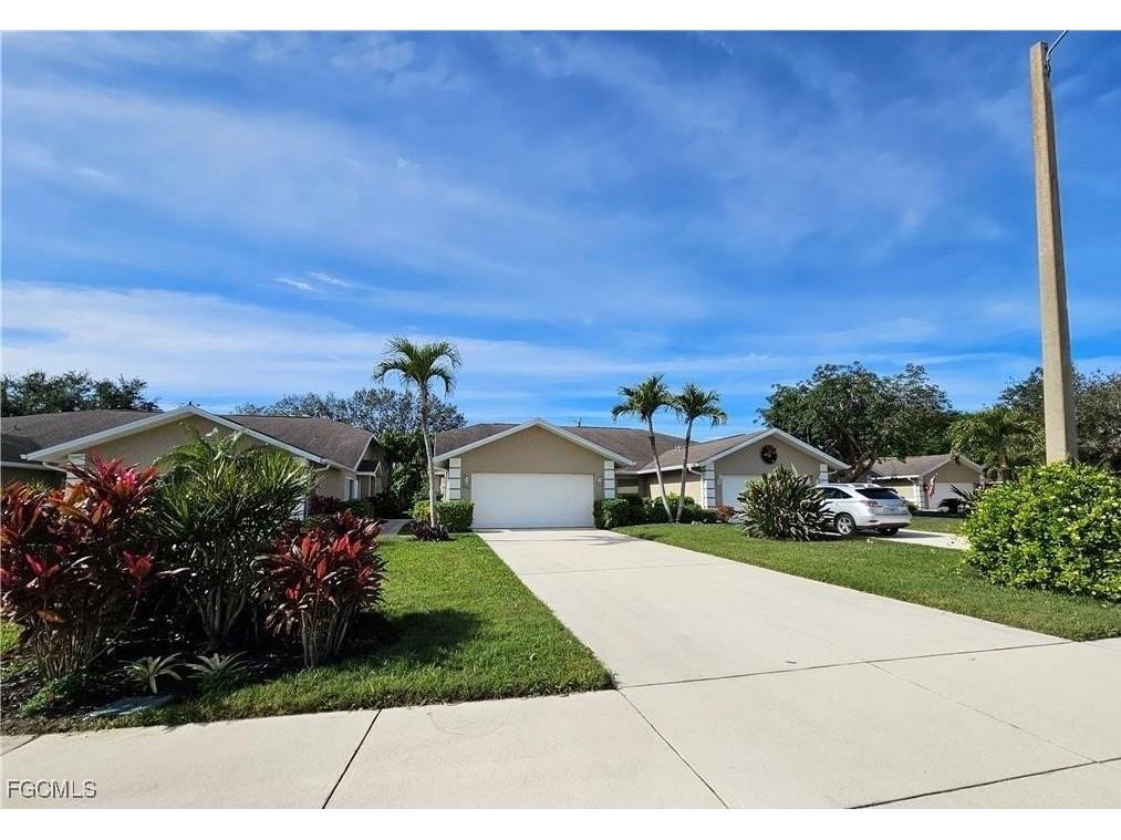 1909 W Crown Pointe Boulevard Naples FL 34112 2025015030 image1