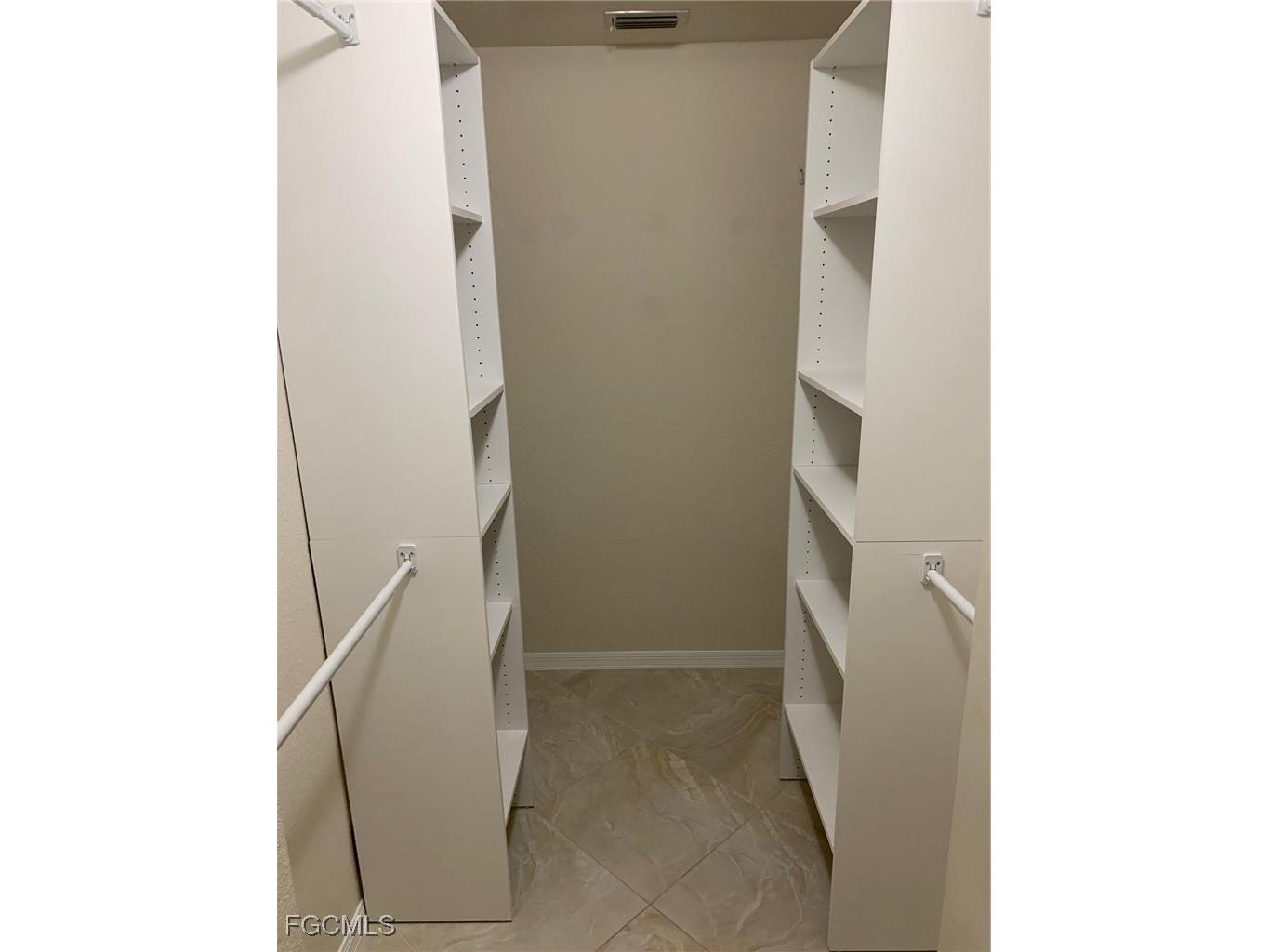 1909 W Crown Pointe Boulevard Naples FL 34112 2025015030 image10