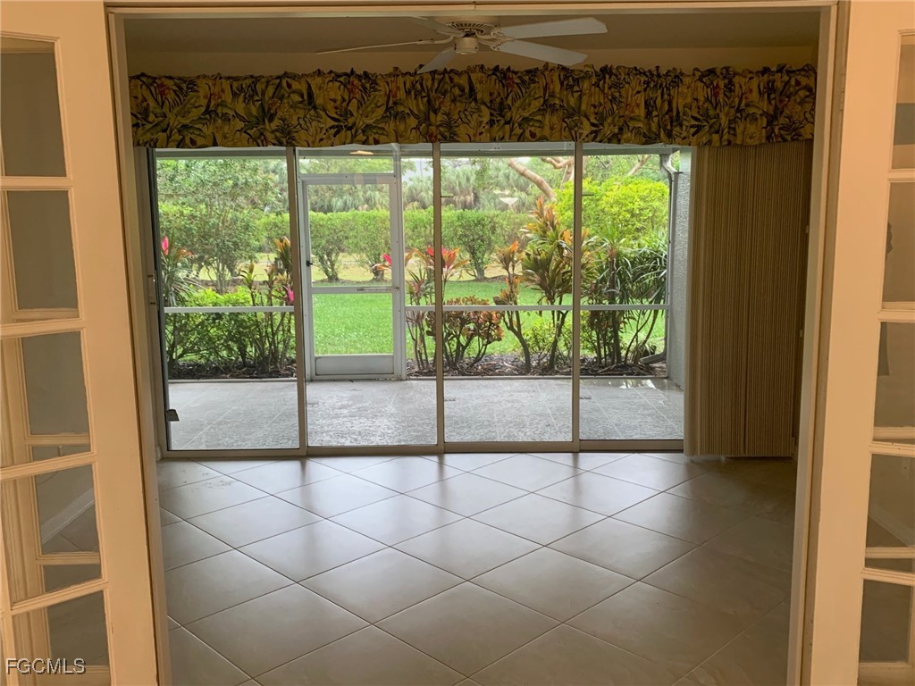 1909 W Crown Pointe Boulevard Naples FL 34112 2025015030 image17