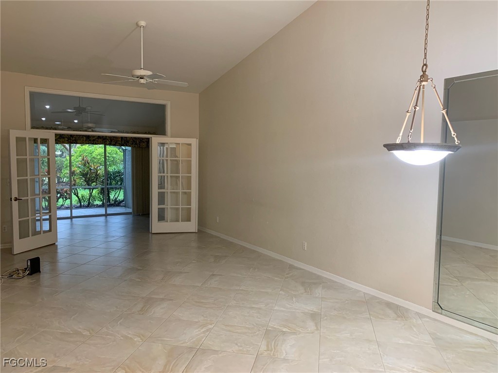 1909 W Crown Pointe Boulevard Naples FL 34112 2025015030 image2