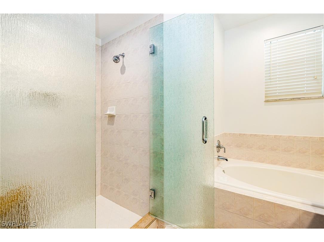 19091 Ridgepoint Drive #202 Estero FL 33928 226005960 image21