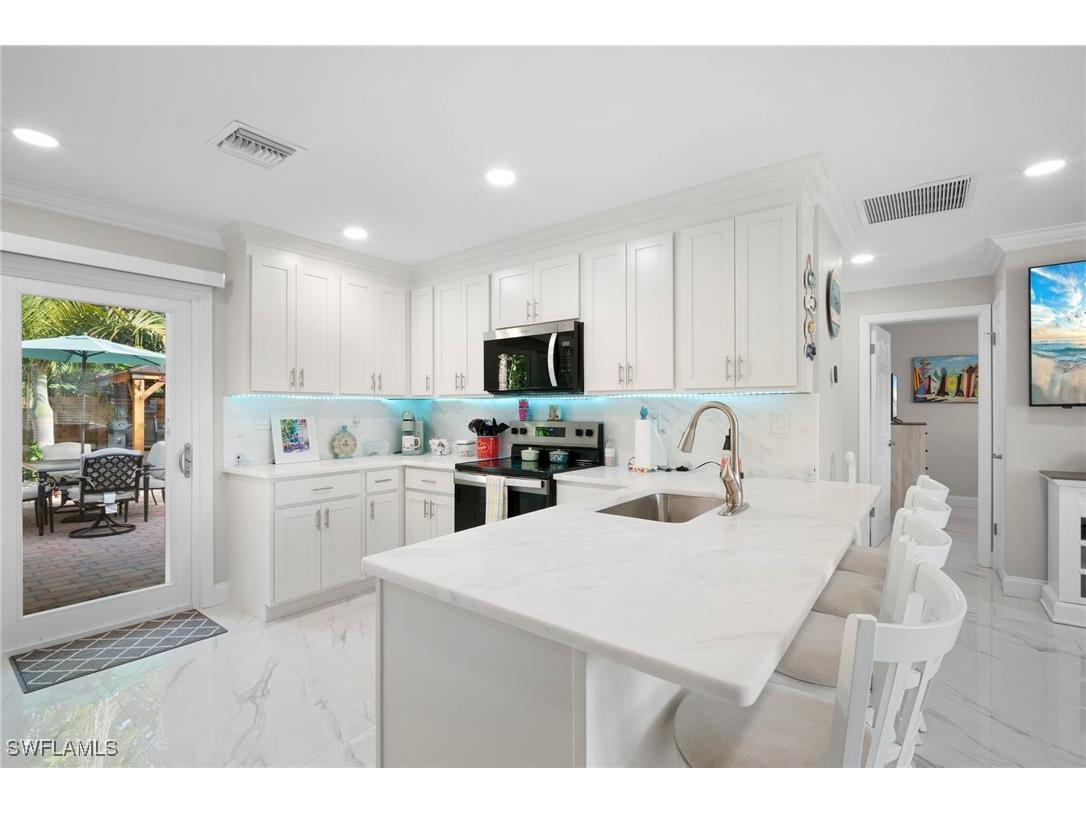 191 Abbey Lane North Fort Myers FL 33917 225083011 image6